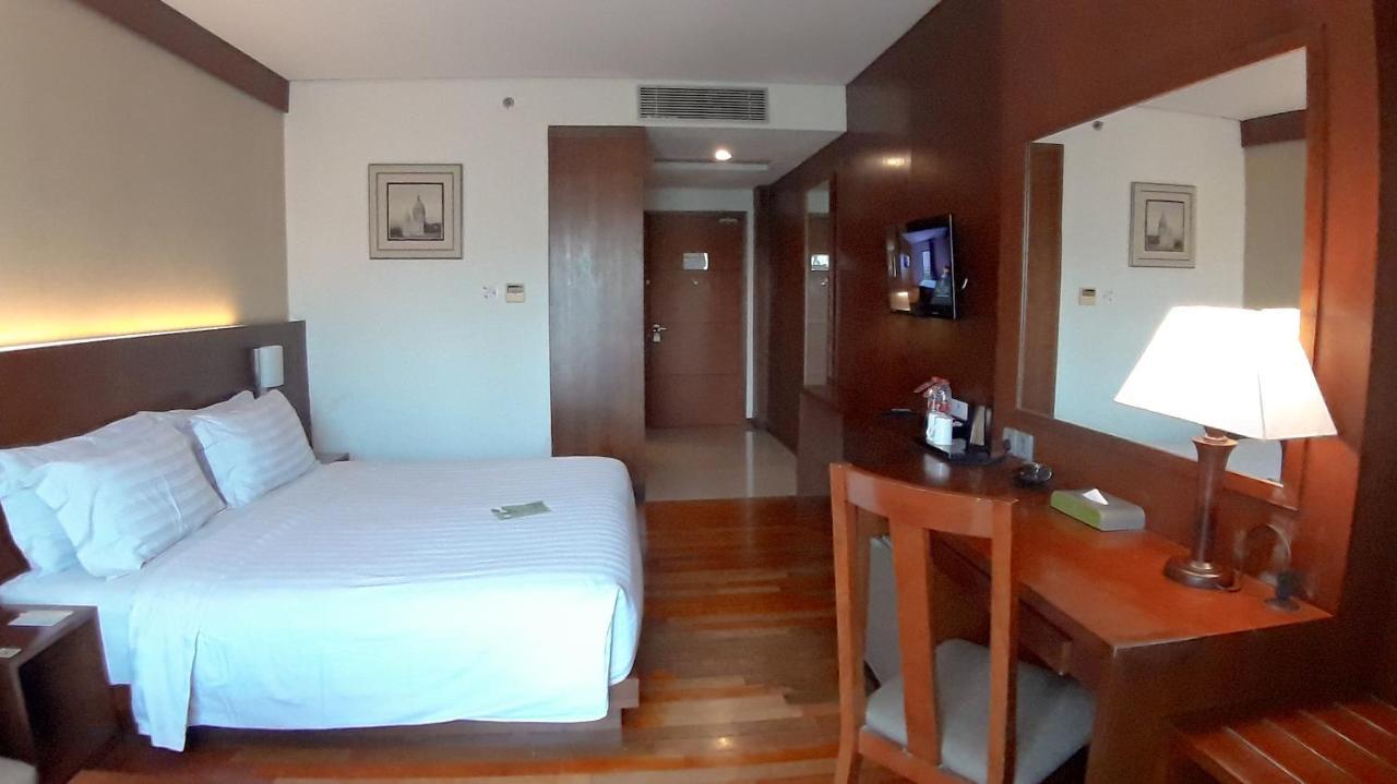 Oak Tree Emerald & Coventions Hotel Semarang