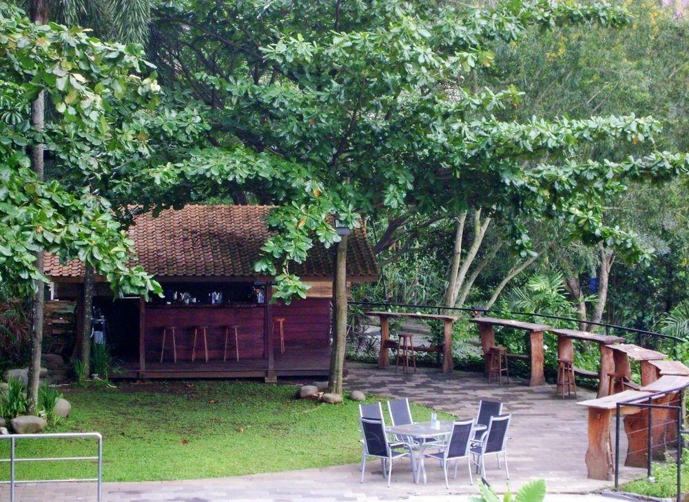 Oak Tree Emerald & Coventions Hotel 4*