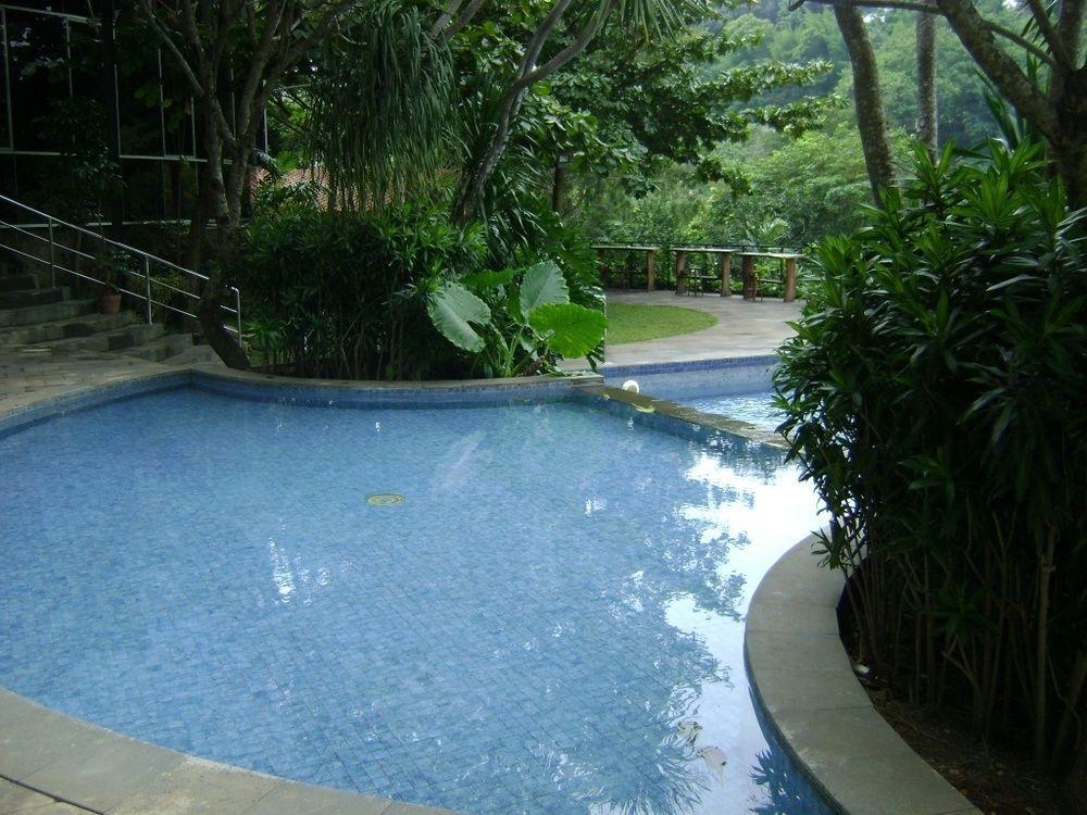 Oak Tree Emerald & Coventions Hotel Semarang
