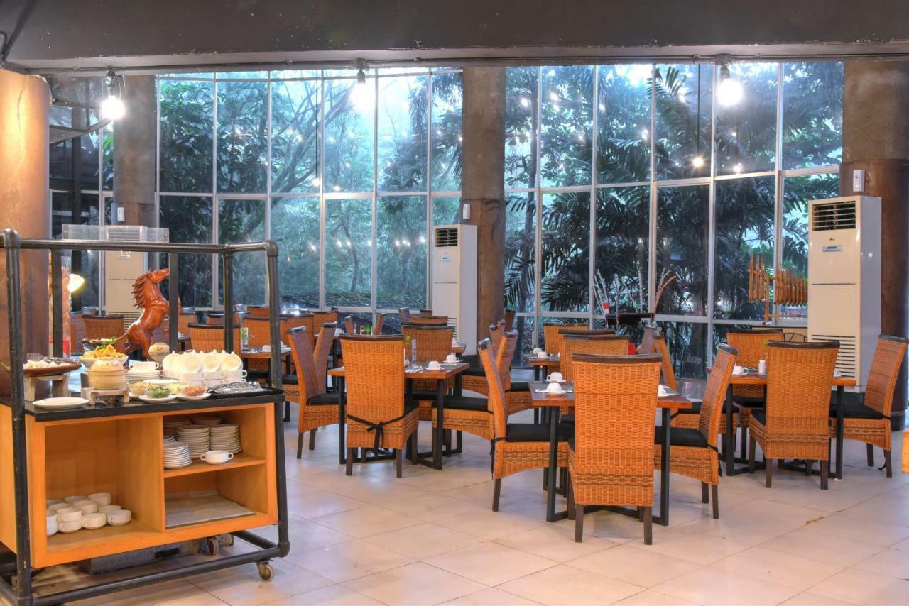 Hotel Oak Tree Emerald & Coventions